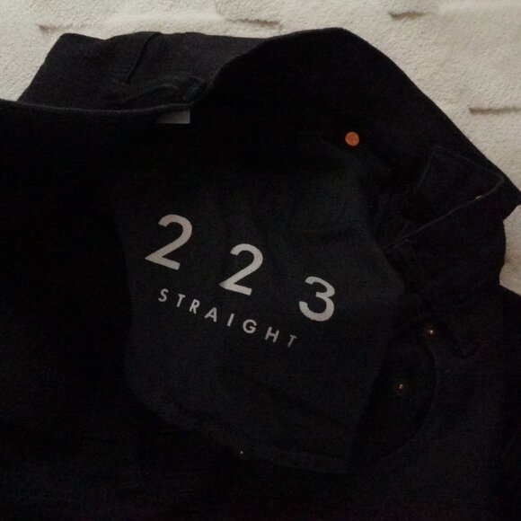 Lucky Brand 223 Straight Leg Jean mens 34x30 Black Denim - Picture 4 of 12